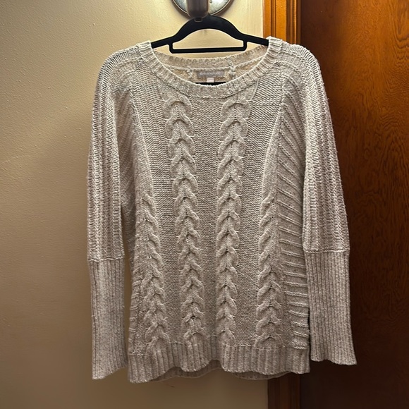 Banana Republic Baggy Cable Knit Sweater - Picture 2 of 5